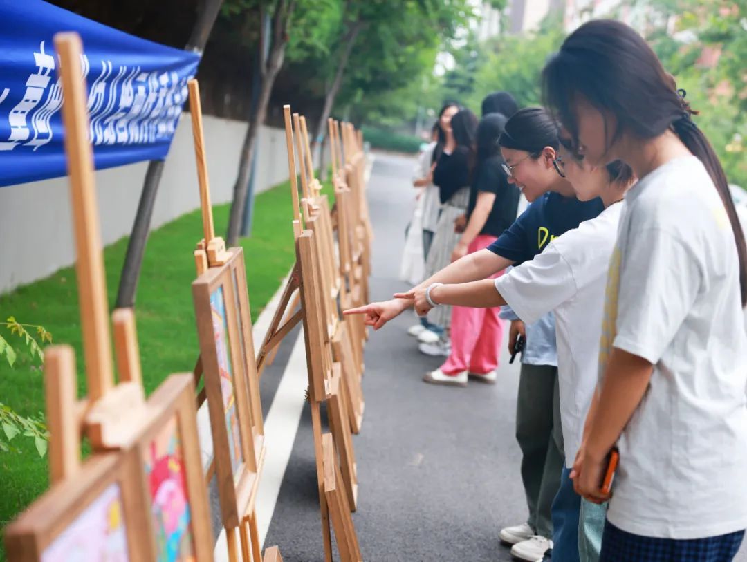 “童心·童画”幼儿绘画优秀作品展成功举办