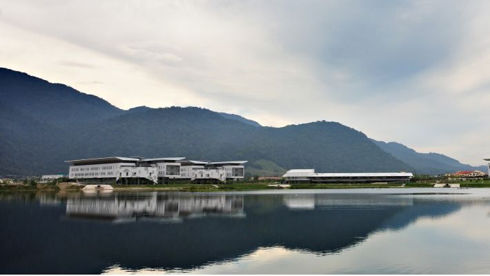 马来西亚恩特雅大学