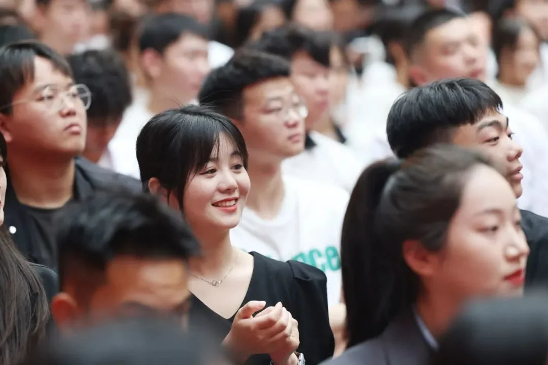 郑州城市职业学院2023届毕业典礼成