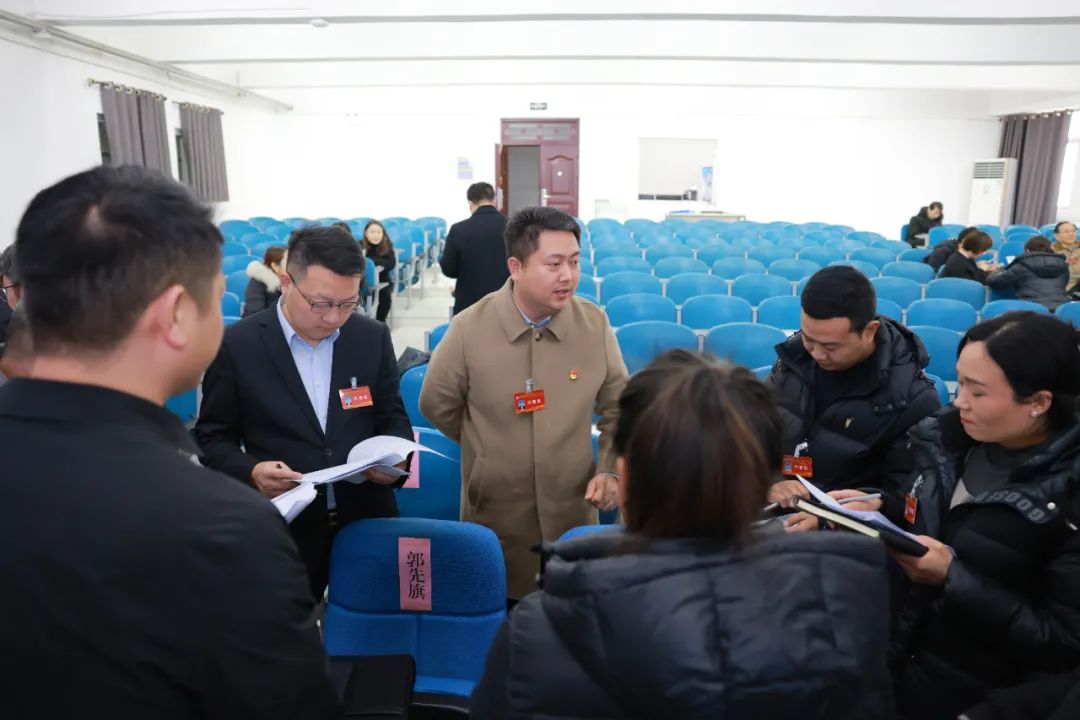 郑州城市职业学院隆重召开第三届教职工代表大会第二次会议暨第三届工会会员代表大会第二次会议