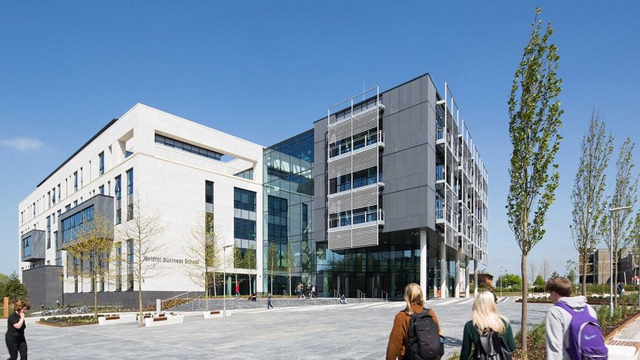 英国西英格兰大学