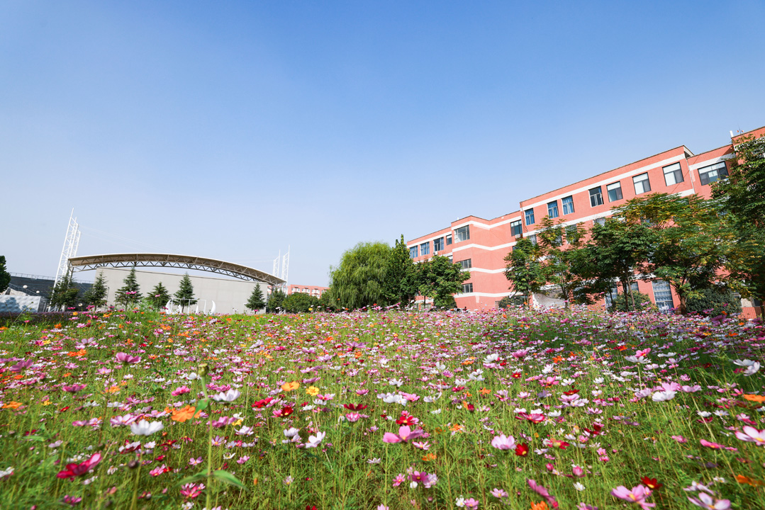 郑州城市职业学院校园景色