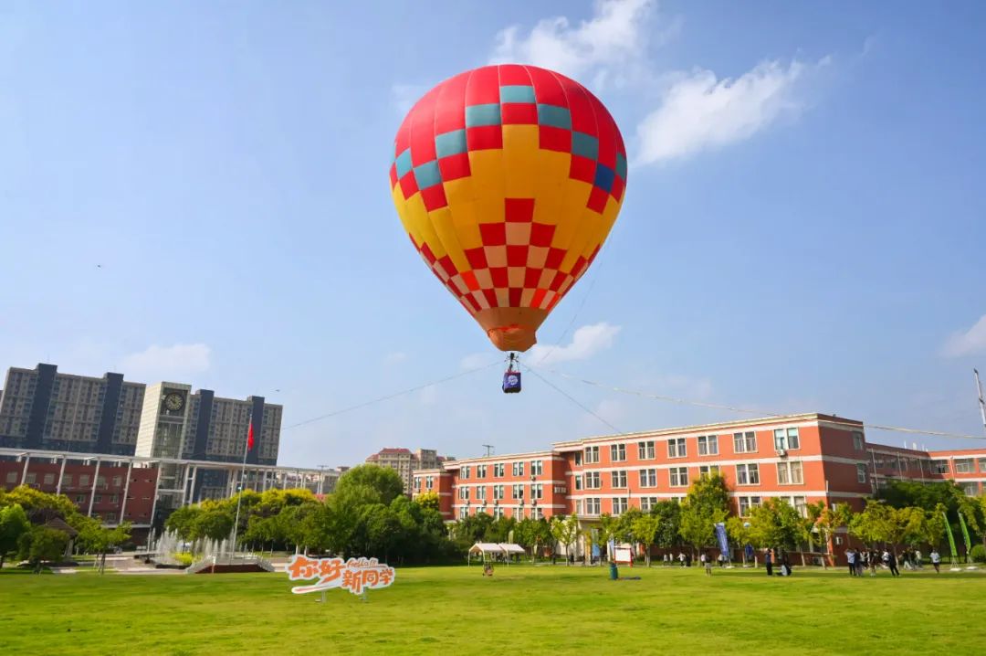 郑州城市职业学院的春夏秋冬